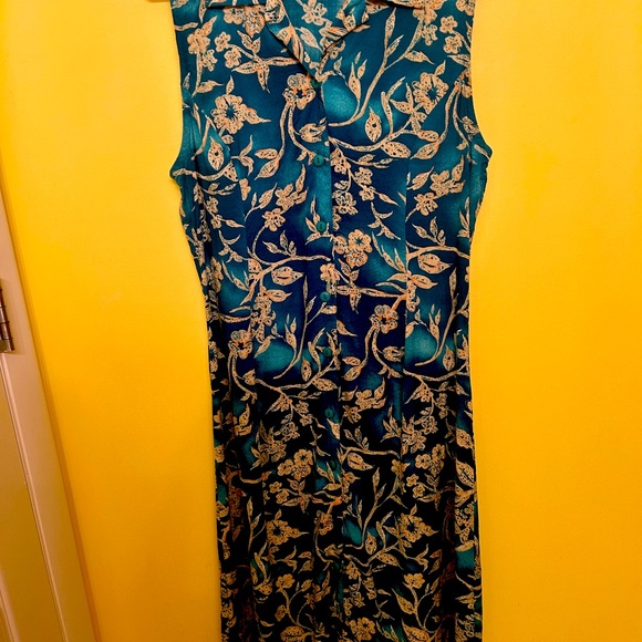 Jennifer Moore, 100% Rayon Dress, Size Small - Picture 4 of 4